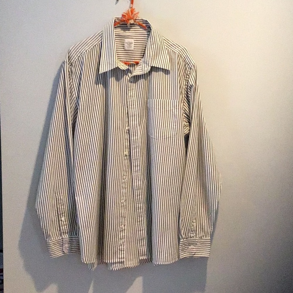 Old Navy Men’s Long Sleeve Button Down Gray/White Striped Shirt X-Large